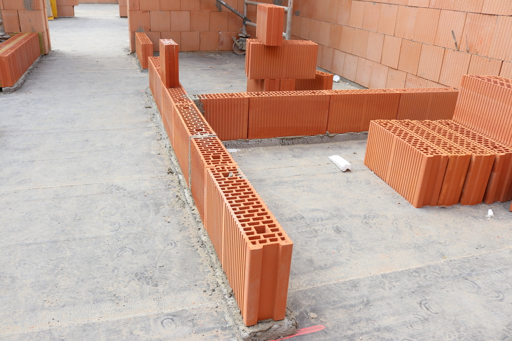 zásady murovanie priečok ako murovať priečky v dome