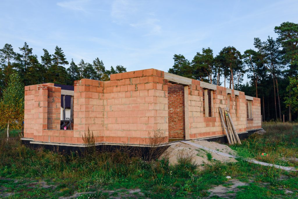 montovaný strop na dome