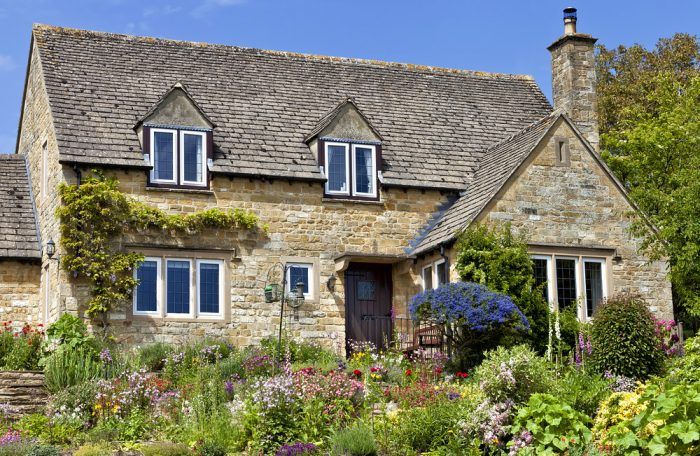 romantický vidiecky dom so záhradou