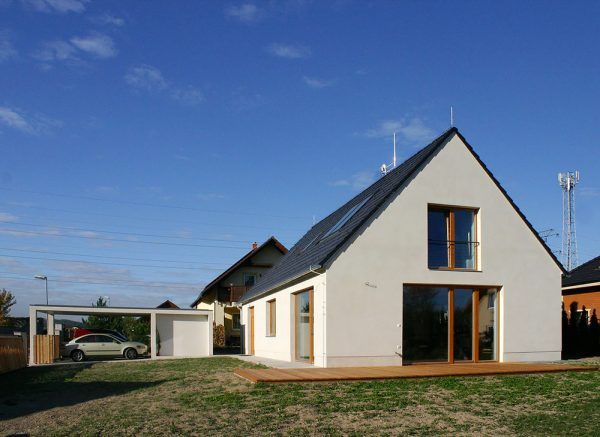 Pasívny dom na samote pri lese Dom z tehly