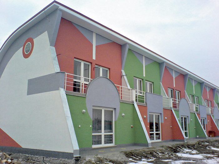 Radové domy v Topoľníkoch