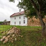 biela zrekonštruovaná sýpka