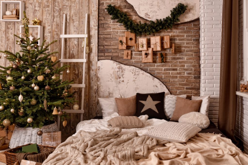 vianocne dekoracie tehlova stena