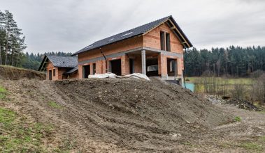 hrubá stavba