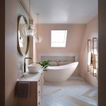 Robert Hirschfield Architects Three Peaks Bathroom 01 Photographer Philip Vile