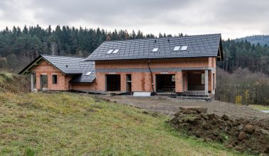 rozvody v hrubej stavbe